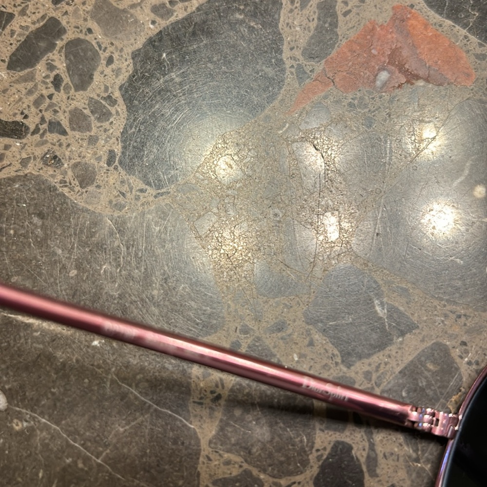 💜🌸 Christian Dior Aviator Sunglasses 🕶️ - Picture 9 of 13